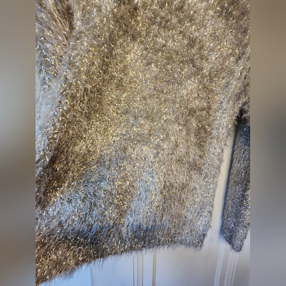 Soft Sparkle Holiday Sweater Gold Shaggy Women's Sz Small Stretchy Mint Velvet - Picture 5 of 7